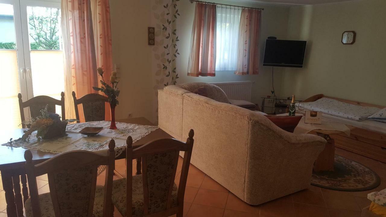 Ferienwohnung "Am Fechtertor- Eingang Zum Schlosspark" Putbus Ngoại thất bức ảnh